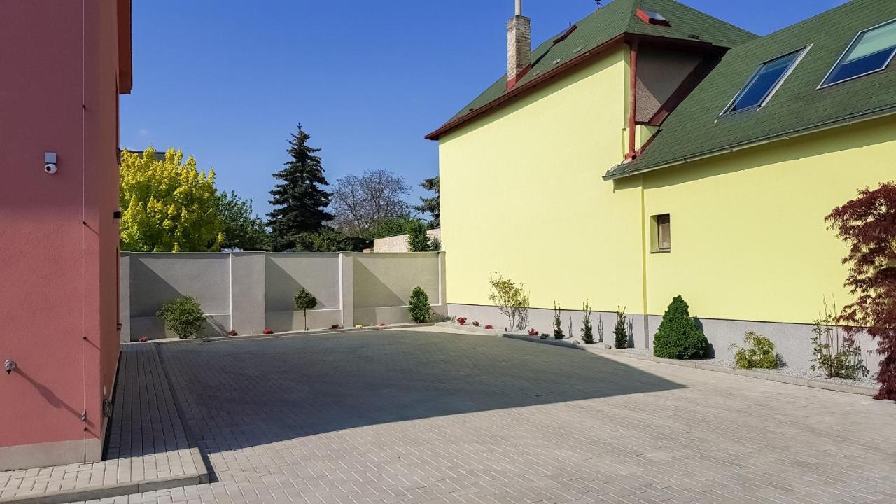Apartment De Luna Praga Exterior foto