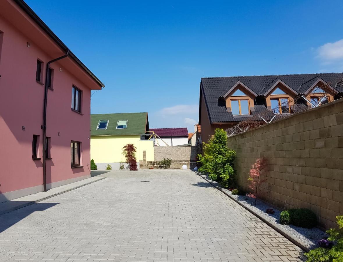 Apartment De Luna Praga Exterior foto